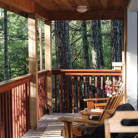 The Perch On Gabriola Bed and Breakfast Εξωτερικό φωτογραφία